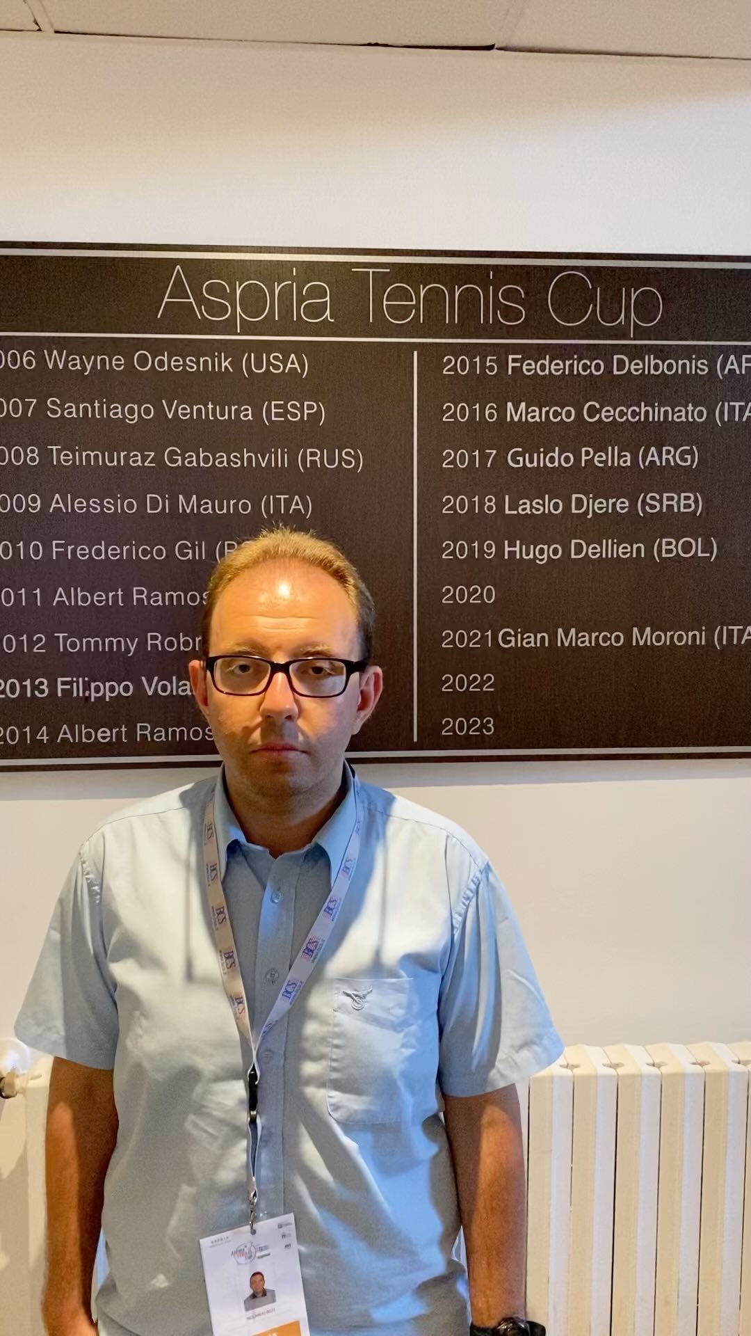 Eccoci con il consueto appuntamento con Riccardo Bisti e il suo riepilogo della giornata! 🎾
#aspriatenniscup
#aspriaharbourclub
#tennis
#tennisplayer
#trofeobcs
#passionepizzeria
#eventiamilano
#vistavision
#ecolifemilano